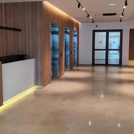 Planet Urban & * Ni