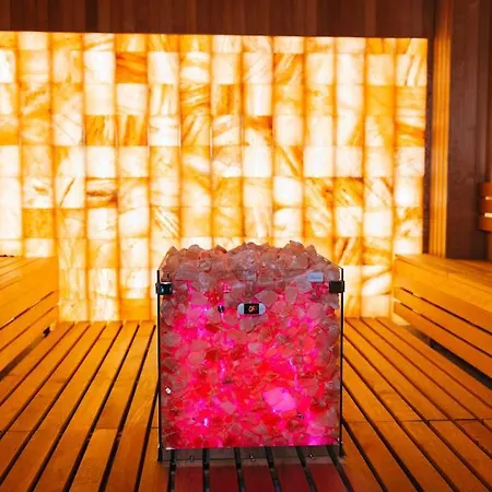 Planet Urban & アパート